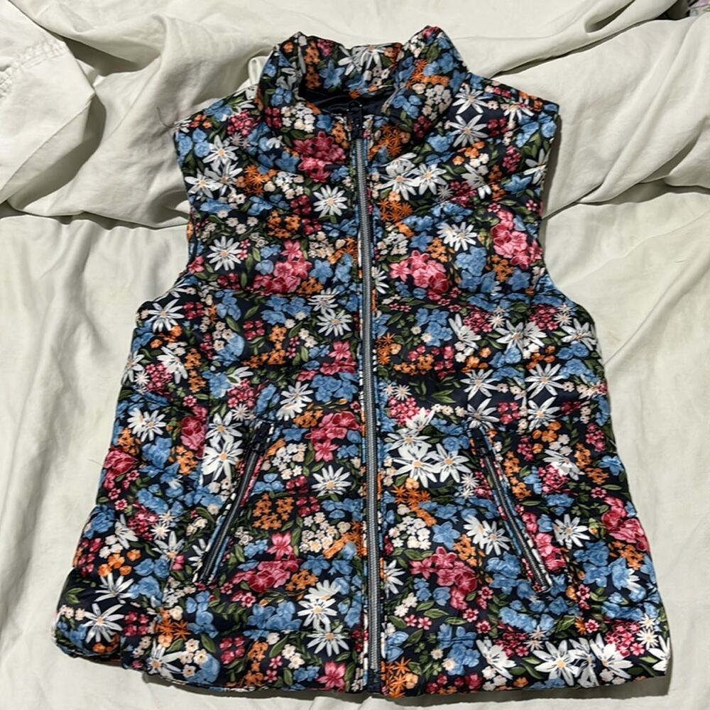 Zara 6/7 navy floral puffer vest front zip pockets no hood nwot soft warm